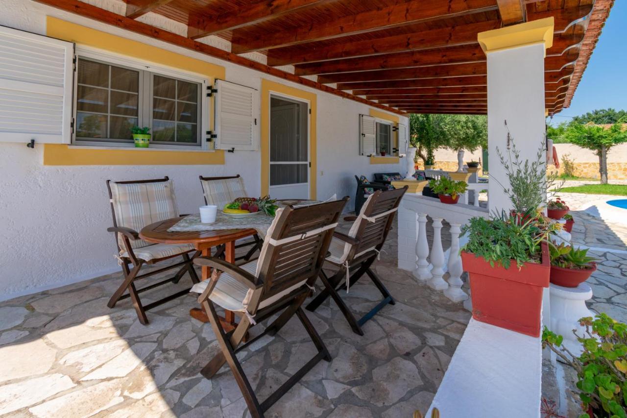 Villa Saia Halikounas Bagian luar foto